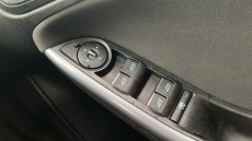 Ford Focus 1.6 125 Titanium Navigator 5dr Powershift Petrol Estate